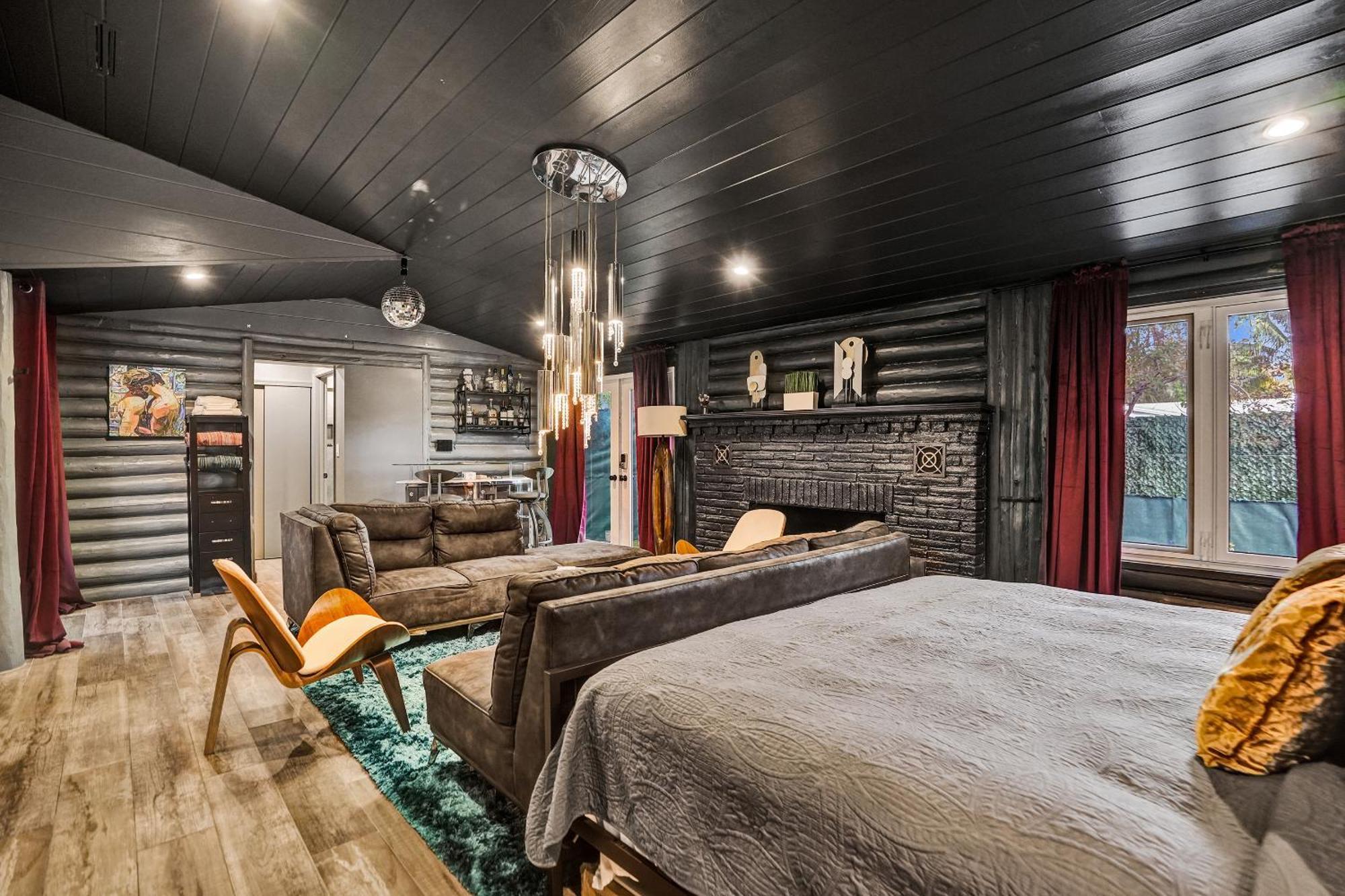 Kiki Grand Suite - Men'S Clothing Optional Guest Houses 포트 로더데일 외부 사진